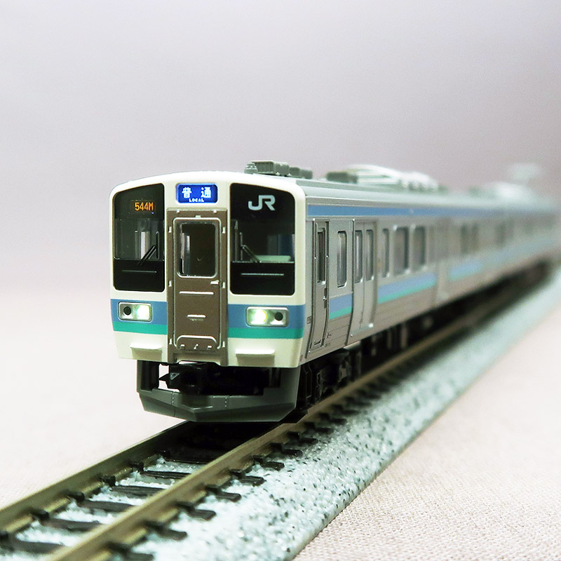 1_N_Kato_10-1851_JR211kei-